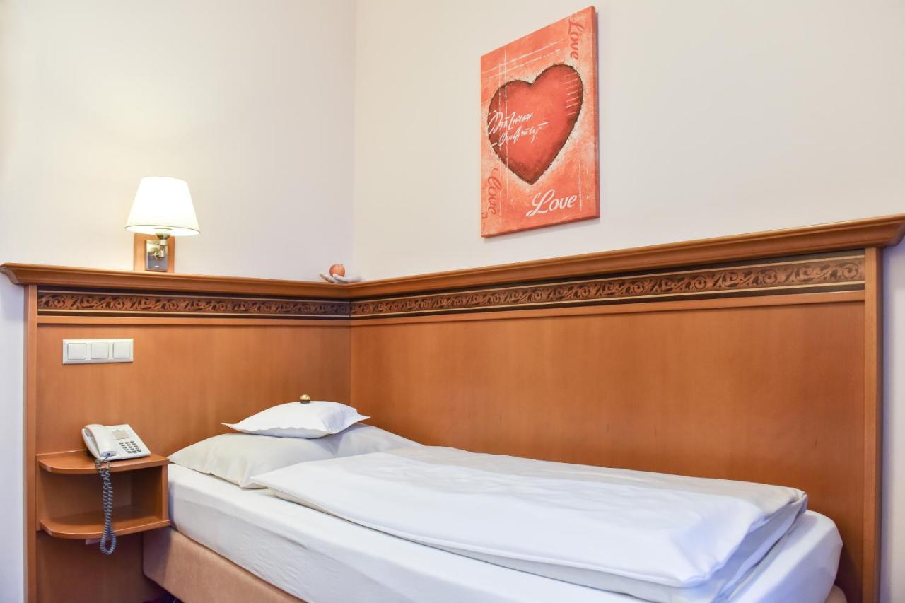 Hotel Alexandra Wels Buitenkant foto